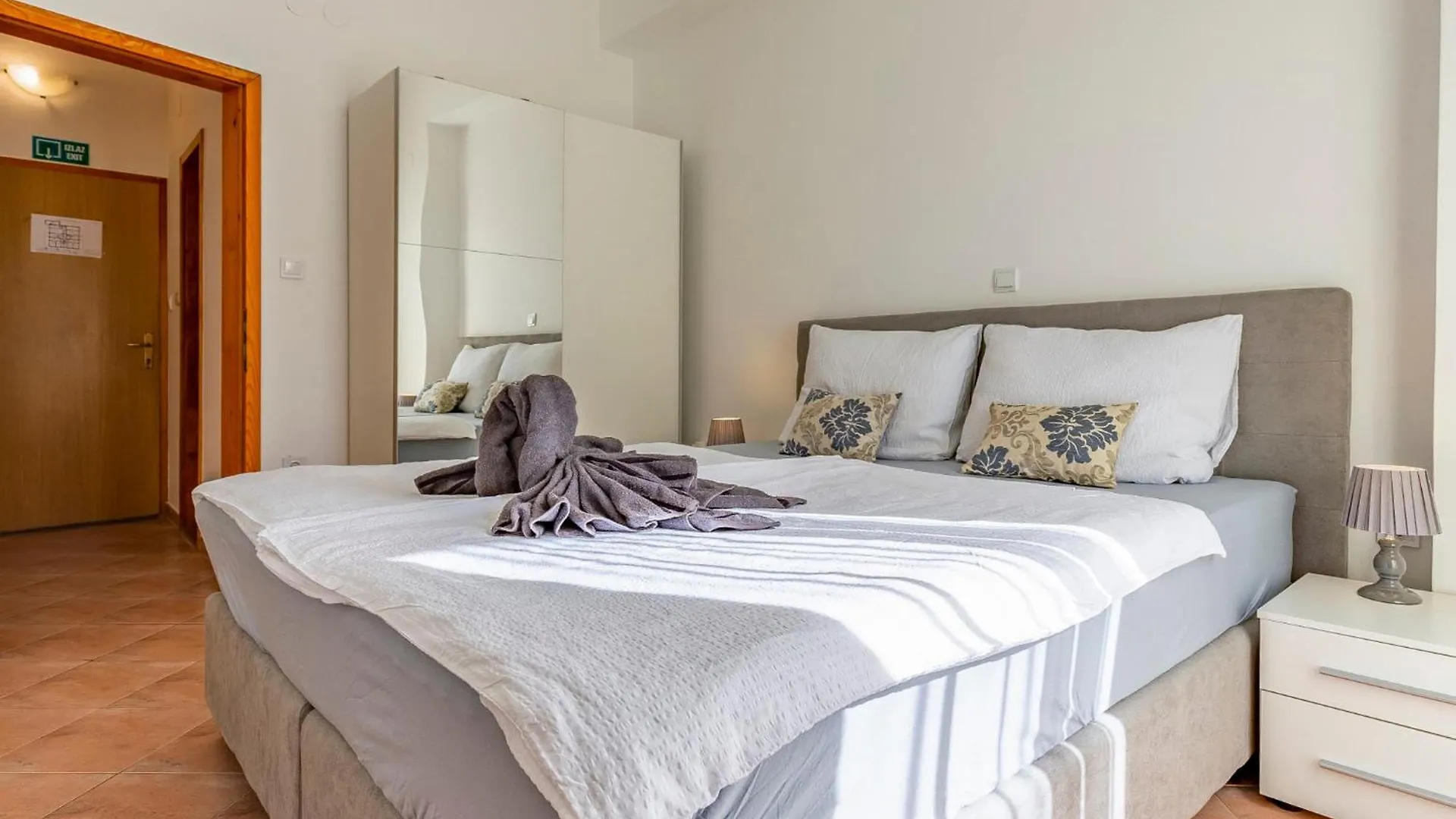 Apartment Rok 1 By Interhome Pula
